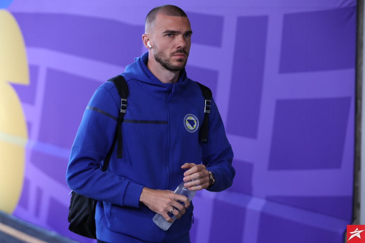 Ništa od odlaska u Qarabag, Nihad Mujakić odlučio za koji klub će potpisati